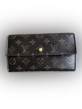 Louis Vuitton Epi Leather Long Wallet Brown Bifold Snap Made in Spain Auth LV